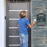 thumbnail of Relaxdays Briefkasten, englischer Stil, Aluguss, für DIN A4, HxBxT: 44,5 x 31 x 9,5 cm, antiker Wandbriefkasten, weiß