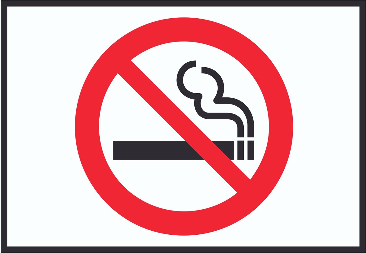 Rauchen verboten Symbol Schild A4 Rückseite selbstklebend