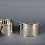 thumbnail of Boîte à cookies ronde argentée 17x17x9cm