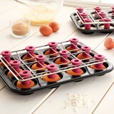 thumbnail of CuCap Backblech für Muffins & Cupcakes 2-tlg.mit Zentrierhilfe