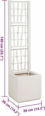 Ein weißer Pflanzkasten mit Rankgitter.