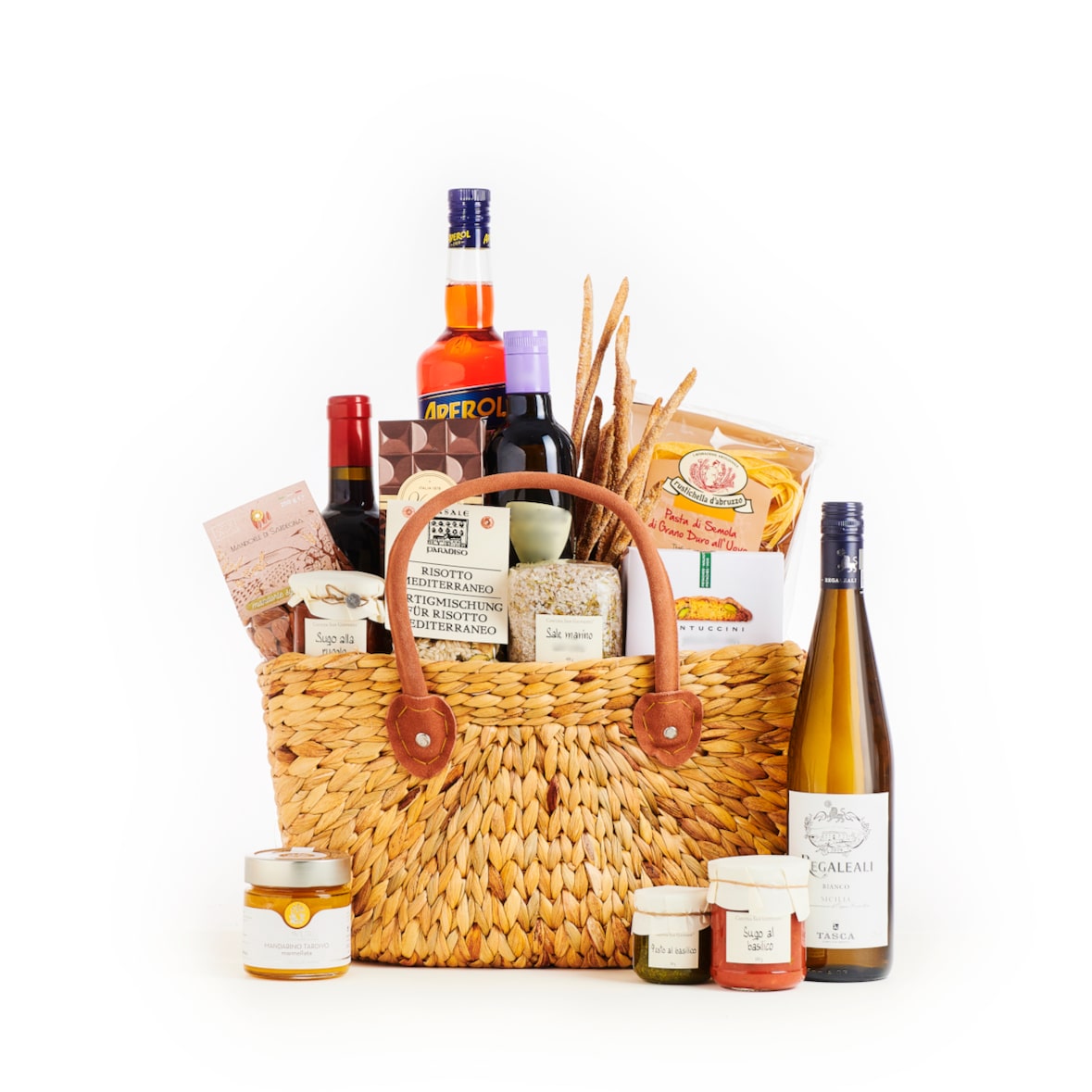 fein und kostbar Geschenkkorb Süßes Leben, 12-teilig, gefüllt mit mediterranen Spezialitäten