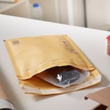 thumbnail of 300 x Luftpolsterversandtasche (350 x 470 mm) 10 / K braun Luftpolstertaschen Umschläge Versandtaschen Selbstklebeverschluss Briefe BB-Verpackungen