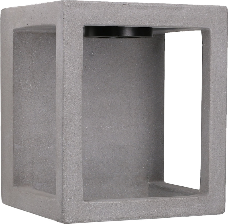 Un cubo gris con un centro hueco.