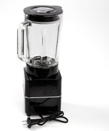 thumbnail of Camry CR 4050 Batidora Vaso Americana, Jarra Cristal 1,5 L, 2 Velocidades, PicaHielo, Cuchillas Acero Inox. 500W Negro