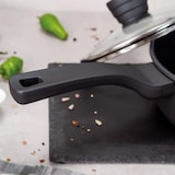 thumbnail of 3claveles - 16cm diameter, 1,3 liter gegoten aluminium steelpan met deksel, antiaanbaklaag