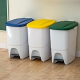 thumbnail of Cubos con pedal Pedalbin Ecológico 25 litros. (Lote de 3 unidades: amarillo, verde y azul)