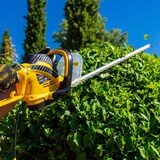 thumbnail of GARLAND SET 652VE-V20 - Cortasetos eléctrico enchufable - Potencia 750W, peso 3,6 Kg, cuchilla de 73 cm de 28 mm entre dientes.