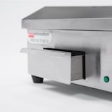 thumbnail of Fry Top Griglia Elettrico da Banco - Professionale - Acciaio Inox - Piastra 1/2 liscia 1/2 rigata - 4,4 kW - 73x50x23h cm