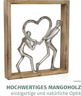 thumbnail of Dekofigur Holding Hearts 34,5 cm aus Mangoholz und Aluminium Skulptur im Holzrahmen mit zwei Personen und Herz Symbol für Liebe und Zusammenhalt