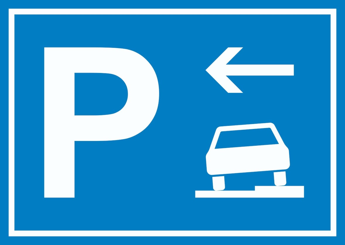 Gehweg Parkplatz mit Richtungspfeil links Schild waagerecht A6 Rückseite selbstklebend