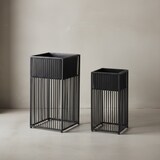 thumbnail of Blumentopf 2er Set Metall Pflanzkübel Schwarz mit Gestell, Quadratisch. 25x25x50 cm | Kadima Design