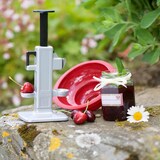 thumbnail of Einmachtrichter "Twix"