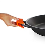 thumbnail of Orbegozo paellera de aluminio fundido PDA 2040, recubrimiento antiadherente, apta para lavavajillas, 4,3 litros, asas de silicona incluidas