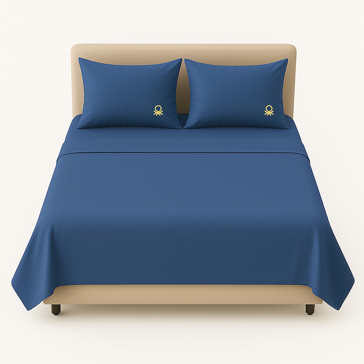 Benetton - Set letto matrimoniale 4 pezzi: lenzuolo sopra (240x280 cm), lenzuolo con angoli (160x200 cm), 2 federe (50x85 cm) 100% cotone blu