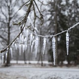 thumbnail of LED Lichterkette 40 Eiszapfen 8 Lauflichtfunktionen Timer Weihnachtsdeko f.Außen