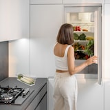 thumbnail of Relaxdays Kühlschrank Organizer, 3er Set Kühlschrankeinsätze, 2 Größen, Kühlschrankboxen mit Deckel, transparent/weiß