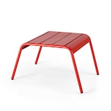 thumbnail of Rode metalen fauteuil en voetensteun