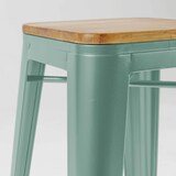 thumbnail of Set mit 4 Barhockern aus mattem Metall in Graugrün und Holz