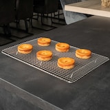 thumbnail of Intirilife Abkühlgitter Backrost aus Edelstahl in Silber mit 42 x 29.5 cm Größe - Kuchen Abkühl Backgitter