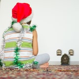 thumbnail of Relaxdays Feentür, 4-tlg. Set, 2 Wichtelfenster, 1 Wichtellicht, wetterfeste Gartendeko, Wichteltür, Kunststein, bunt