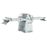 thumbnail of Sfogliatrice professionale con nastri da cm 120x60 dotati di sottopiano per farina e raccogli sfoglia, rulli di laminazione da cm 60 - mod.SF-600-120