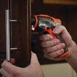thumbnail of Svitavvita Avvitatore 3.6V con portainserti revolver in scatola metallica BLACK+DECKER CS36BST