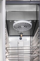 thumbnail of Edelstahl-Tiefkühlschrank TKU 359 mit Volltür und Umluftkühlung