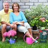 thumbnail of Relaxdays Kniebank, weiches Kniekissen, 2 Taschen, klappbar, Kniehilfe Gartenarbeit, bis 150 kg, HBT 50x60x27,5cm, grün