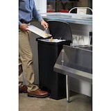 thumbnail of Rubbermaid Slim Jim Step On Container Front Step Pedal-Abfalleimer | 68 Liter, HxBxT 80,3x31,1x50cm | Polyethylen | Schwarz von PROREGAL