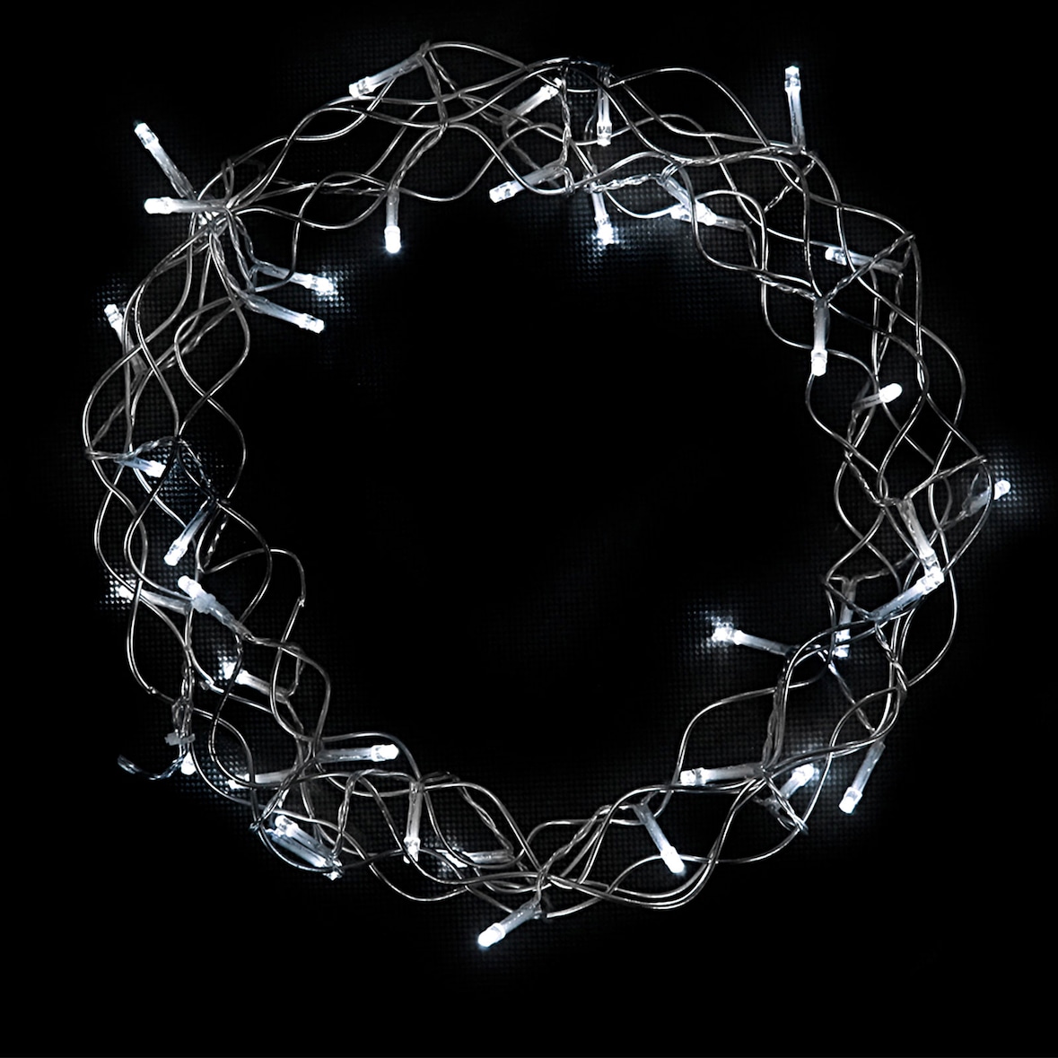 LEX LED Metallkranz grobmaschig, kaltweiß,  Ø 30 cm, 40 LEDs