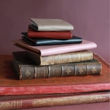 thumbnail of Livret porte-bloc Rhodiarama, pour bloc N°16 / A5, en simili cuir italien, coloris noir