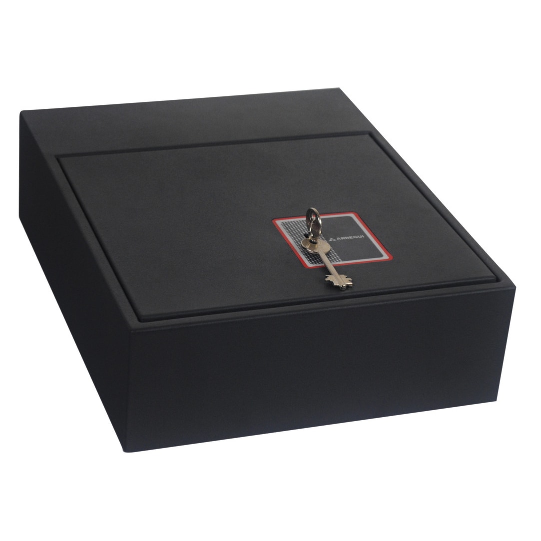ARREGUI Basa 20000-S7K Caja fuerte camuflada para instalación oculta en zócalo de armario, Caja de seguridad con apertura con llave, 11x31x38 cm, 11 L