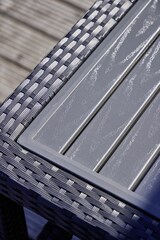 thumbnail of METRO Professional Mesa de comedor gastro Barbados, aluminio/ ratán PE, 90 x 90 x 74 cm,  tablero aspecto madera, resistente a la intemperie, negro