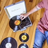thumbnail of Tocadiscos Bluetooth PRIXTON VC400 Reproductor y Convertidor de Vinilos - Gris