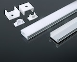 Aluminiumprofile mit Diffusoren und Clips.