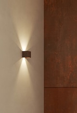 thumbnail of Lek SQ Quadratische LED Wandleuchte, 6,8W, Abstrahlwinkel 0-120°, 2700K, Mattschwarz, IP54, Innen- & Außenbereich, Qualität von Beneito & Faure