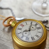 thumbnail of Taschenuhr Glas 11cm Christbaumschmuck Weihnachtskugeln Vintage Uhr gold