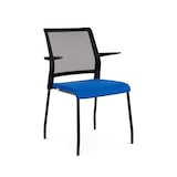 thumbnail of Cadeira cantilever Rocada com encosto em malha 938M. Assento estofado azul.