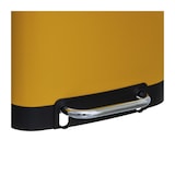 thumbnail of Poubelle 30 Litres en Métal Jaune ouverture à pédale