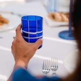 thumbnail of Zafferano Twiddle - Set van 6 blauwe geblazen glazen, 35 cl - Handgemaakte tumblers met witte decoratie, vaatwasserbestendig