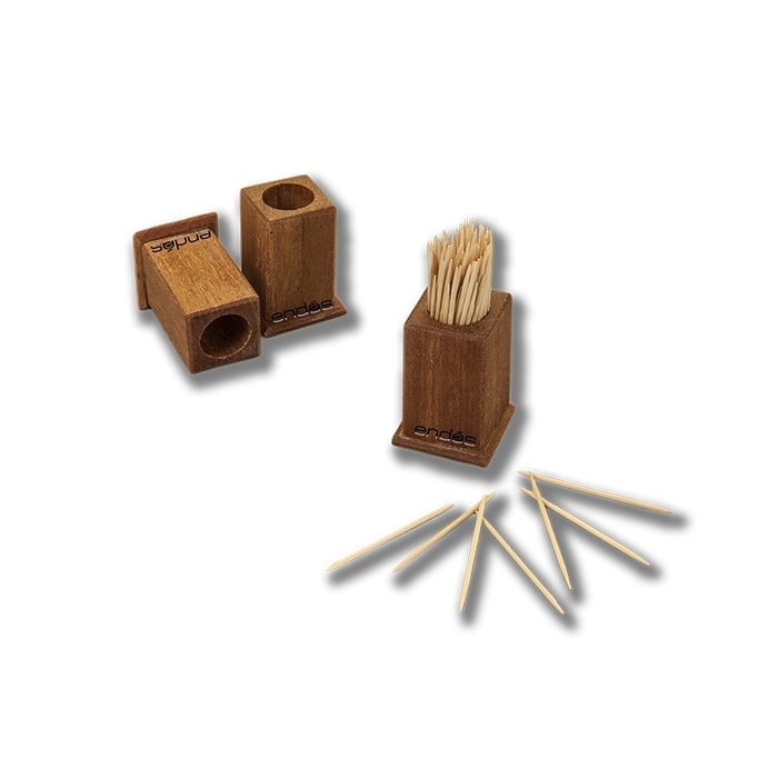 Palillero fabricado en madera de pino lacado. Modelo: DPM001