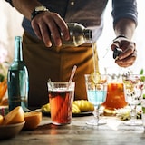 thumbnail of Relaxdays Cocktailset 5-teilig, rostfreier Edelstahl, Shaker, Sieb, Barlöffel, Zange, Cocktail Shaker, Barmaß, silber