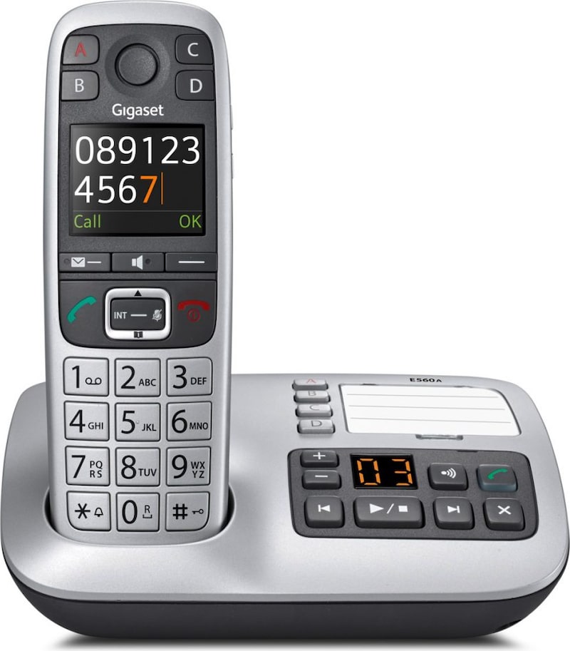 Ein schnurloses Telefon mit Ladestation.