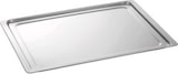 Un plateau métallique rectangulaire.