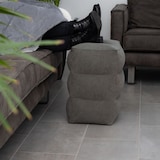 thumbnail of Intirilife Fußstütze Reise Hocker Kissen in Grau - 46 x 28 x 47.5 cm - Fuß Stützkissen Aufblasbar Faltbar mit Tasche und Luftpumpe für Unterwegs