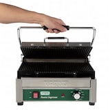 thumbnail of WARING Panini grille contact fonte - Plaque (haut/bas) rainurée/rainurée - Dim: 54x51x33cm - Dim surface cuisson: 37x28cm - Puis.: 2400W WPG250E