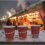 thumbnail of 500 Glühweinbecher einweg ,Pappebecher  Weihnachtsmotiv 225ml 0,2l Füllstrich