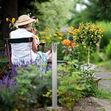 thumbnail of Relaxdays Wasserzapfstelle, mit Erdspieß & Schlauchhalter, HBT 66x30x15 cm, Garten Wassersäule, eckig, Edelstahl, silber
