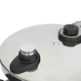 thumbnail of Olla express 6 L JATA HOLL2226 de acero inoxidable. 4 sistemas de seguridad. Apta para todas las cocinas, incluida inducción. Muy rápida. Fácil uso